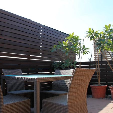 Udman Hotel Panchshila Park Nueva Delhi Exterior foto