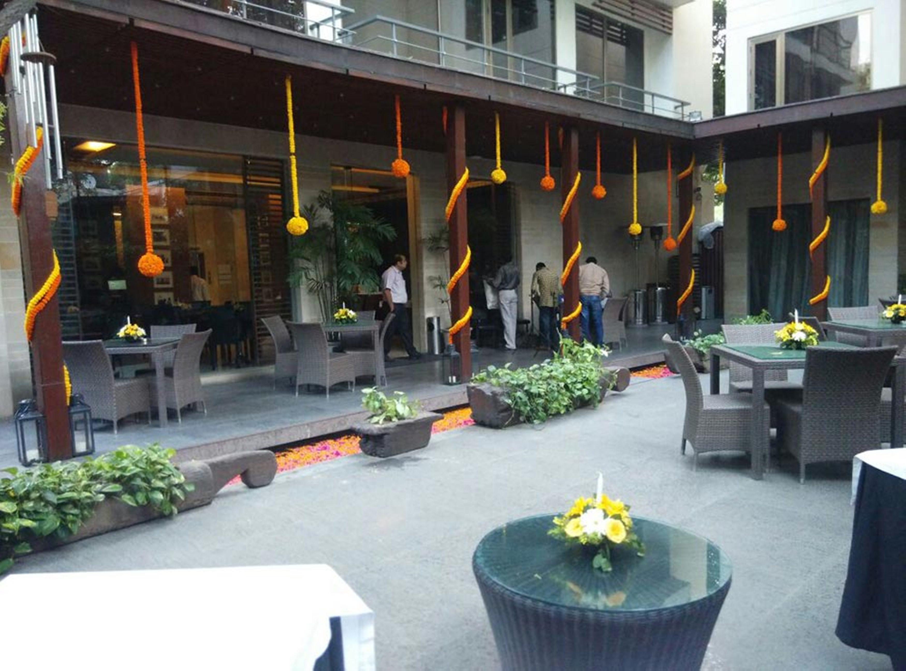 Udman Hotel Panchshila Park Nueva Delhi Exterior foto