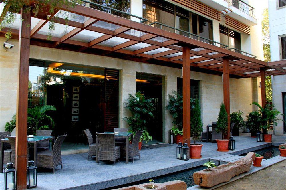 Udman Hotel Panchshila Park Nueva Delhi Exterior foto